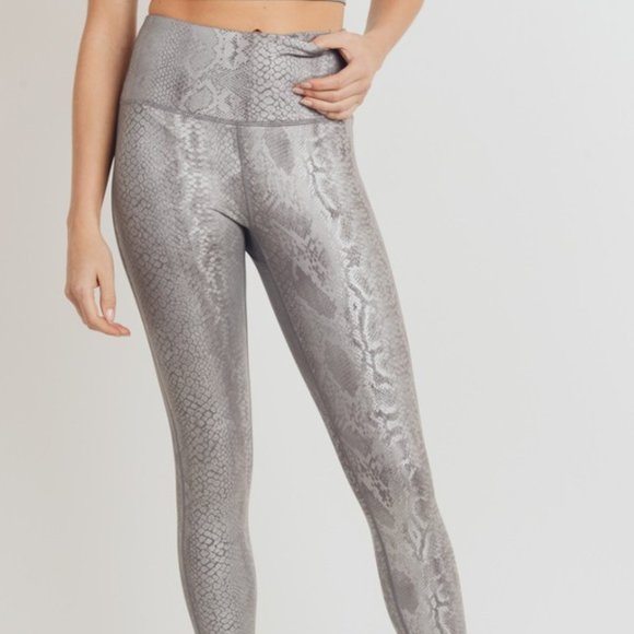 WILD🐺PRINT LEGGINGS - Picture 8 of 12